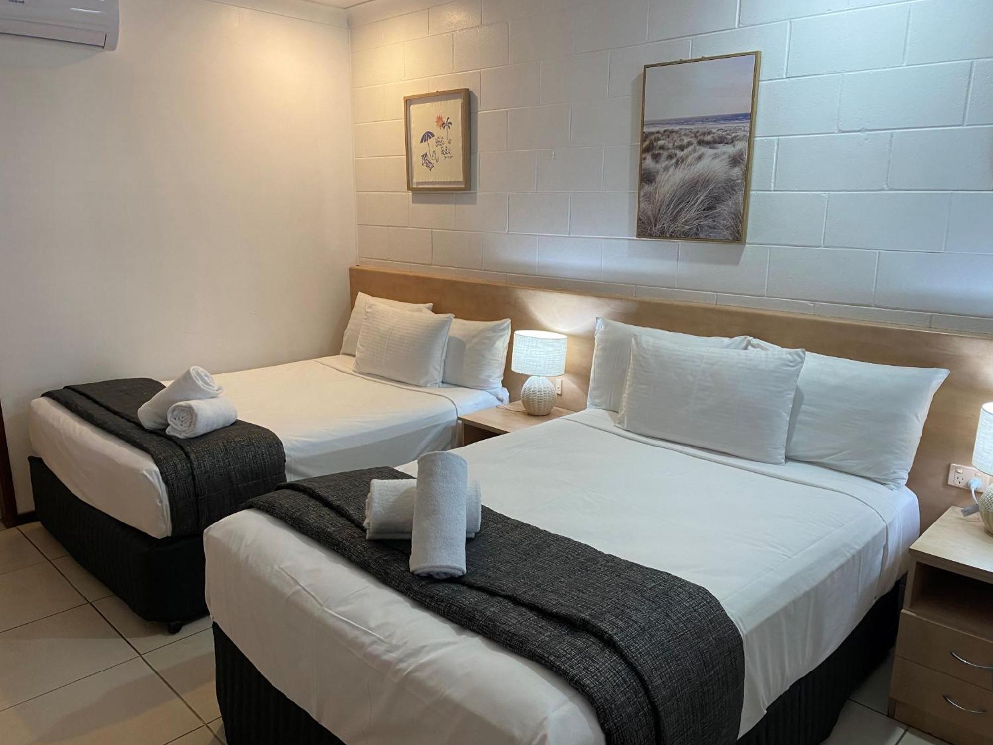 Moffat Beach Motel Caloundra Esterno foto